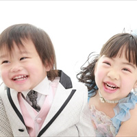 No.b012 ニコニコ笑顔