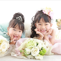No.c003 ２人でポーズ♡