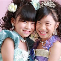 No.c080 Our Twin Princesses